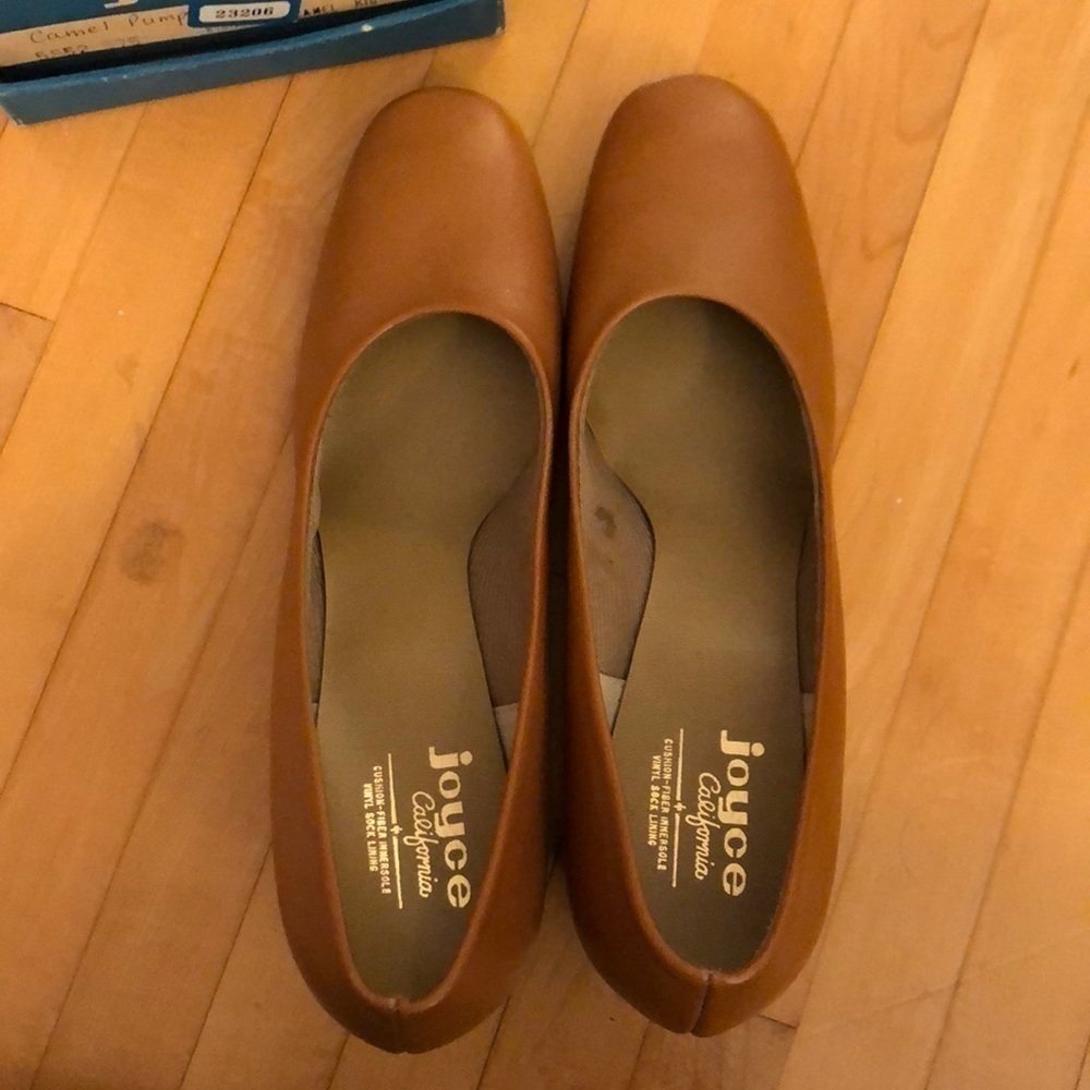 Vintage NIB Joyce California pumps​​​​​​​​​​​​​